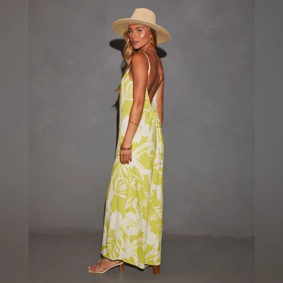 VICI Waikiki Tropical Print Relaxed Jumpsuit M